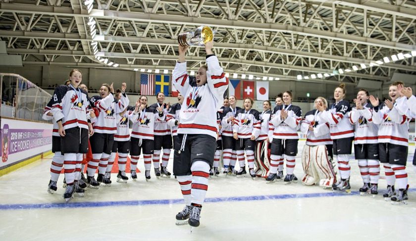 Nicole_IIHF_Championship.jpg