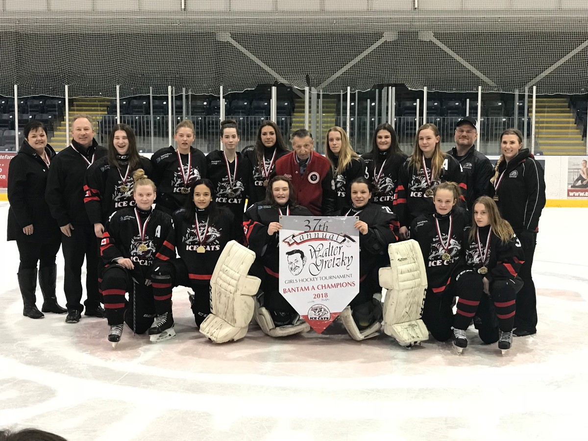 3a_2017-18_Bantam_A_Ice_Cats_Walter_Gretzky_Tournament_Gold_with_Walter_25Feb2018.jpg